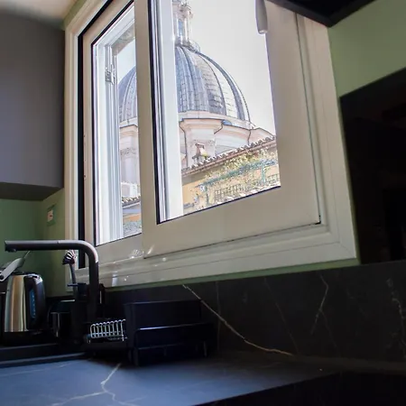 아파트 Navona Penthouse - Attico Vista Cupola 4 Posti